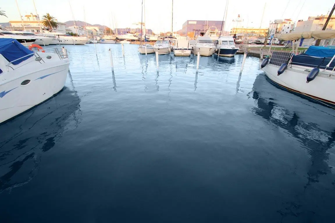 garage-parking-amarre-empuriabrava-vente-1761298496-VS027_1_original-3