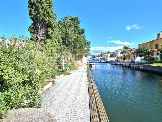 maison-vue-mer-canal-castello-dempuries-vente-1763399364-VM305_1_original