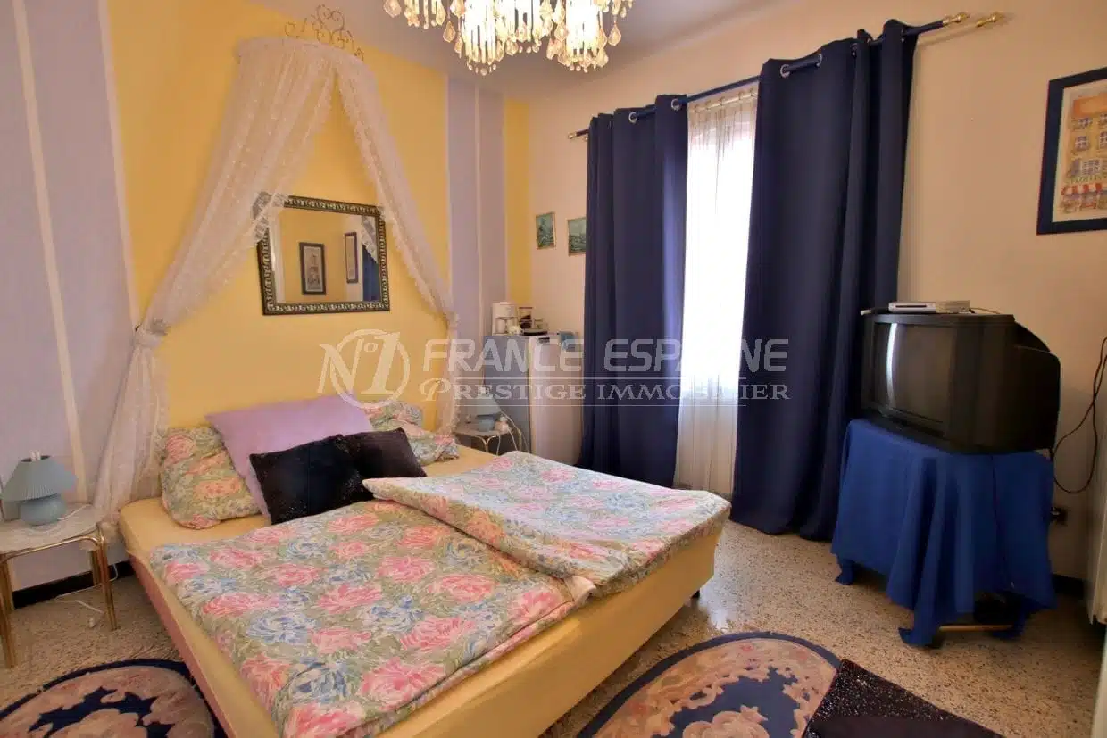 immocenter empuriabrava: villa 544 m², chambre 4 lit double et rangements