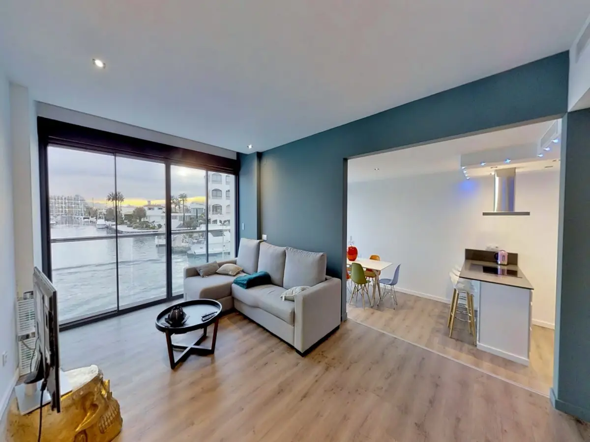 house-with-mooring-ring-empuriabrava-for-sale-1764337951-VM644_1_original-1