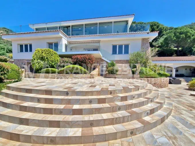 casa-en-pau-en-venta-1763399364-VM285_1_original-8