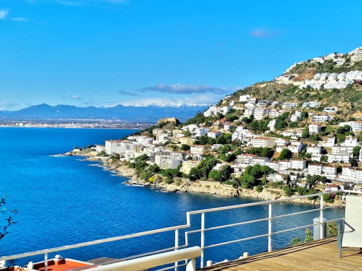 house for sale rosas, 5 rooms sea view 238 m², beach 800m, popular area