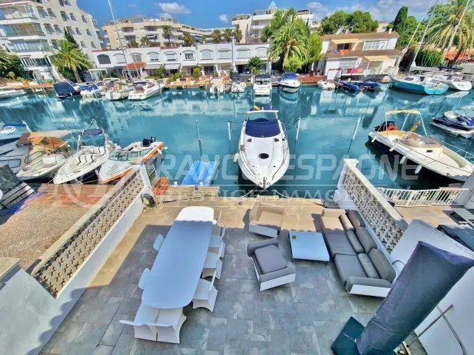 maison-roses-vente-1762441423-VM545_1_original-1