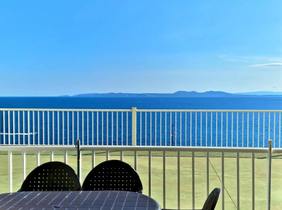 Apartament amb vistes al mar, canal, roses - en venda 1762441400 -GO 2149 _ 1 _original- 1