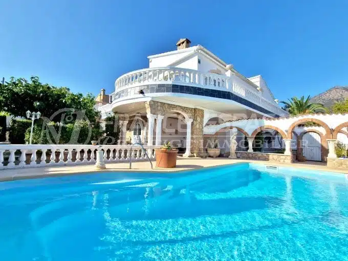 immo roses espagne, 7 pièces 450 m² vue mer, villa avec piscine privée