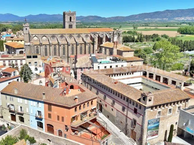 fonds-de-commerce-hotel-hebergement-castello-dempuries-vente-1762441149-VF036_1_original