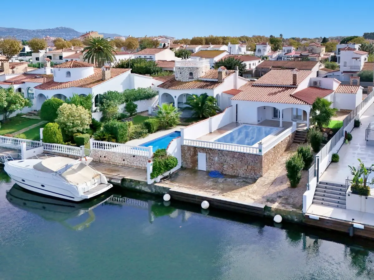 maison-avec-anneau-amarre-castello-dempuries-vente-1762440432-VM318_1_original