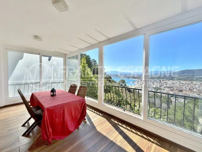 appartement-vue-mer-canal-roses-vente-1761750282-VA2157_1_original