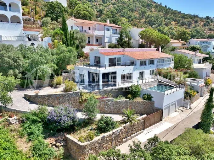 maison-vue-mer-canal-roses-vente-1761750427-VM332_1_original