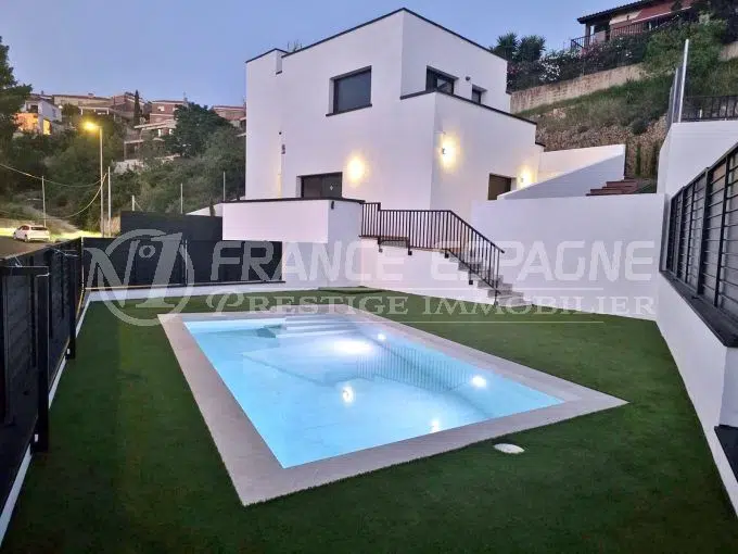 maison-calafell-vente-1764167793-VM527_1_original-1