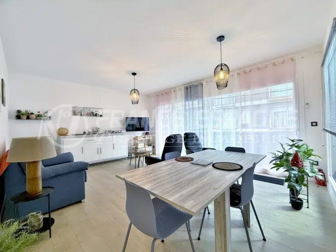 appartement-roses-vente-1762438136-VA2237_1_original