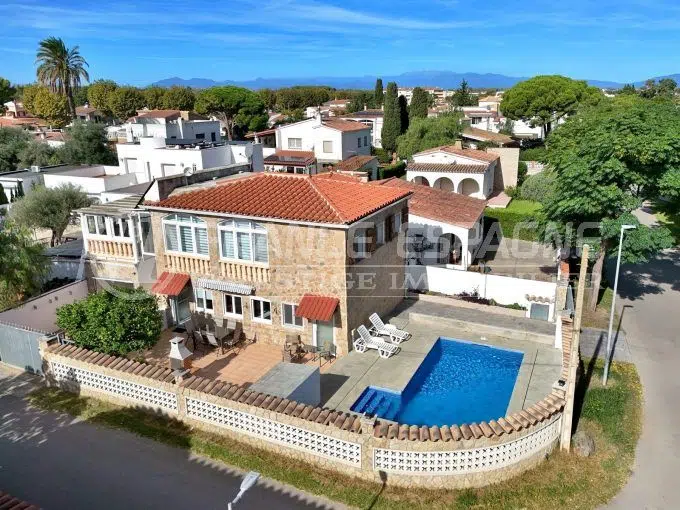 maison-villa-maison-empuriabrava-vente-1763485798-VM654_1_original-7