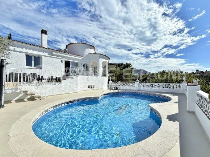 maison-vue-mer-canal-palau-saverdera-vente-1761926832-VM667_5_original