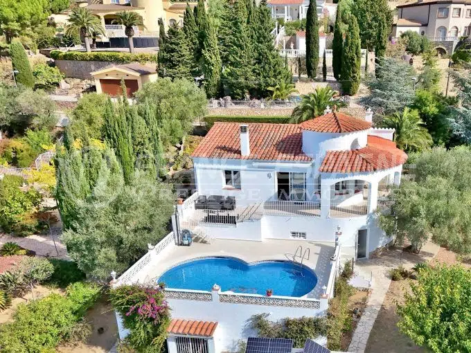 maison-vue-mer-canal-palau-saverdera-vente-1762439863-VM634_40_original