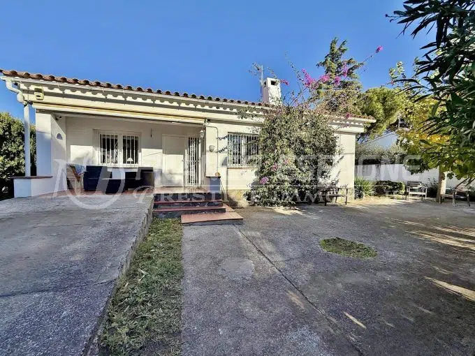 maison-villa-maison-roses-08-mas-bosca-vente-1764145609-VM685_1_original-2