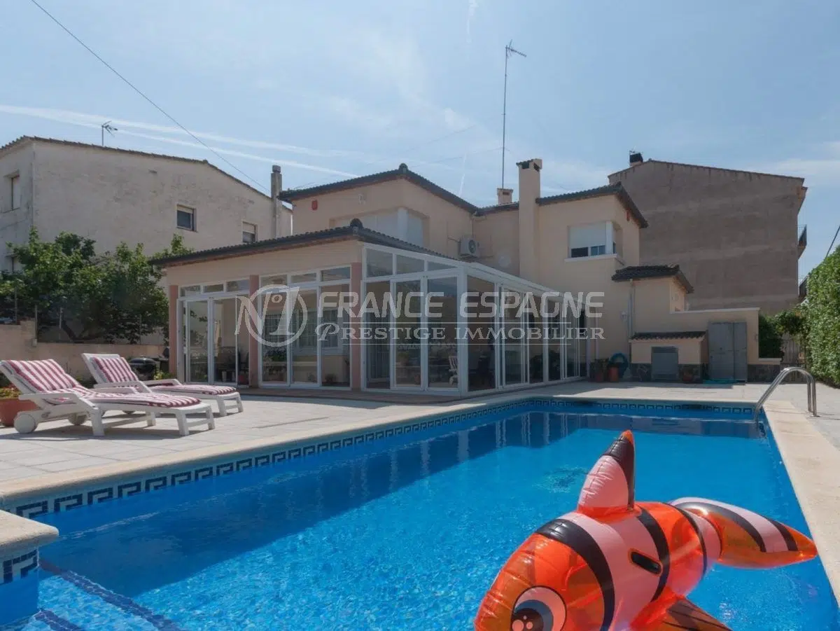 maison-roses-vente-1761293908-VM541_1_original