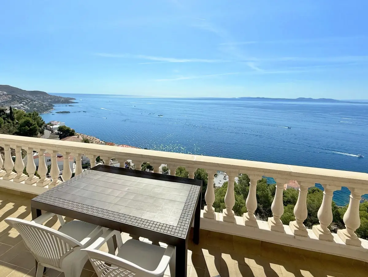 appartement-vue-mer-canal-roses-vente-1770651522-VA2241_1_original