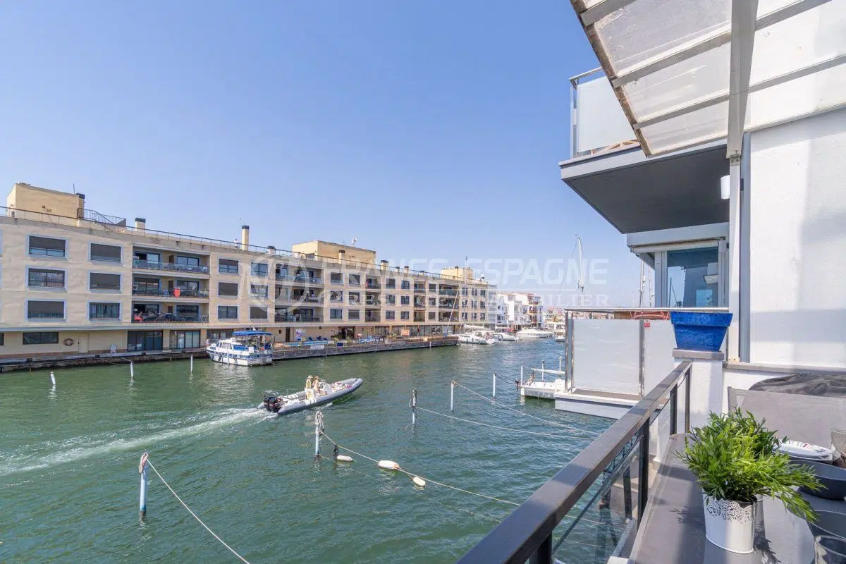maison-avec-anneau-amarre-empuriabrava-vente-1771580652-VM709_1_original