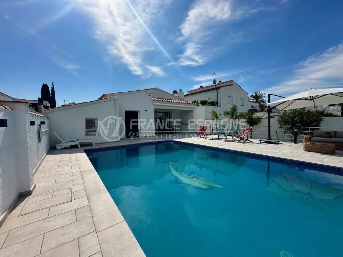 maison-avec-anneau-amarre-empuriabrava-vente-17751461341-VM748_1_original