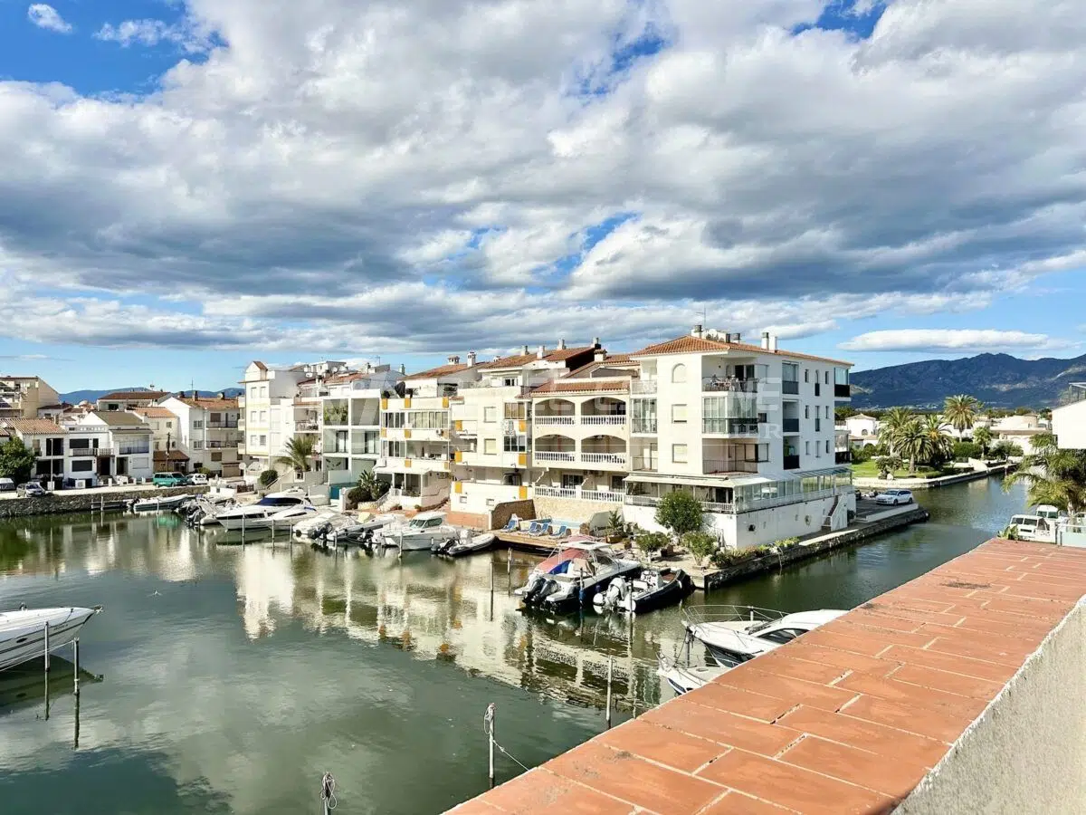 maison-avec-anneau-amarre-empuriabrava-vente-17767587481-VM761_1_original