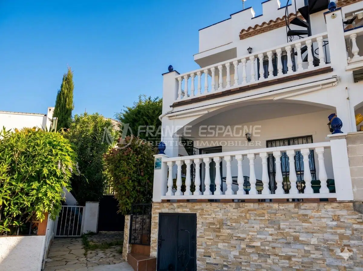 maison-avec-anneau-amarre-empuriabrava-vente-17770384871-VM772_1_original