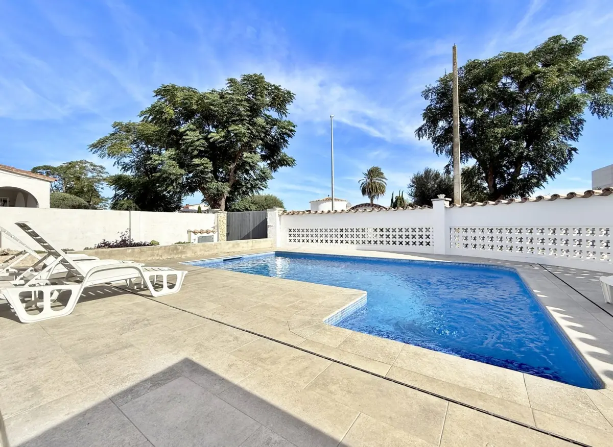 house-villa-house-empuriabrava-for-sale-17780827661-VM654_5_original