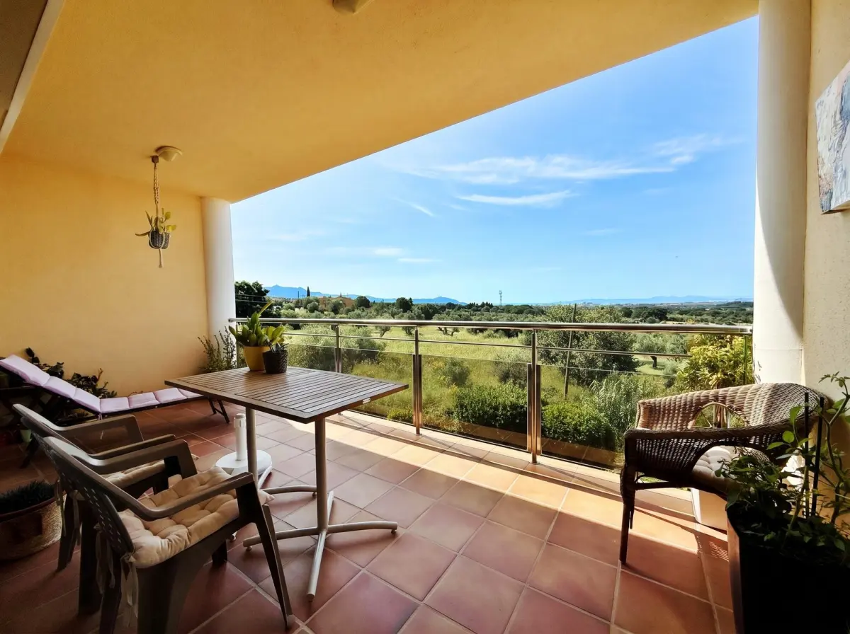 Apartament amb vistes al mar, canal, roses - en venda 17803320101 -GO 2520 _ 1 _original